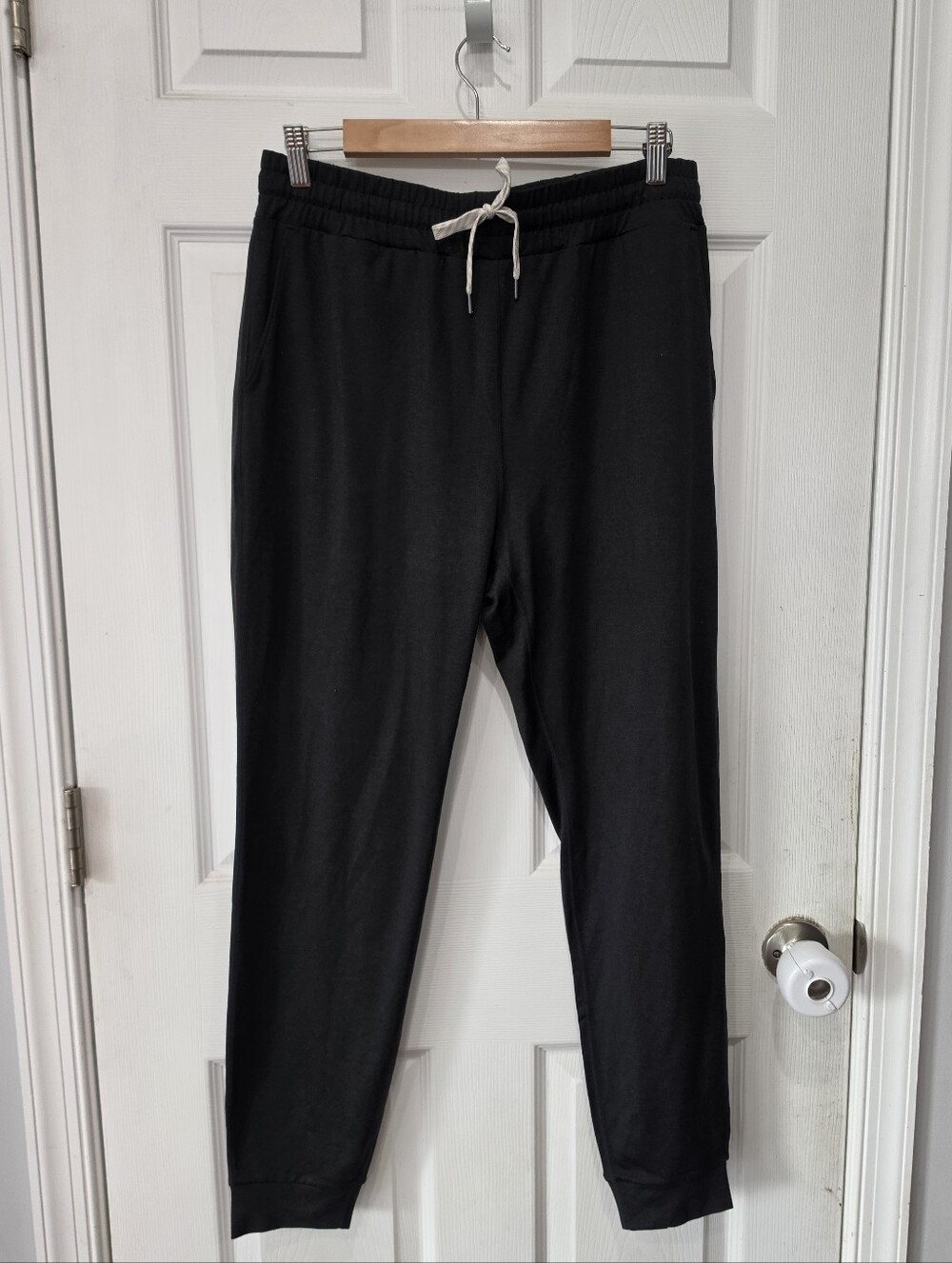 Vuori Women's Performance Jogger Size Large Long
